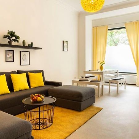 Modern 2 Bedroom Apartment In Berlin Schoeneberg Eksteriør bilde