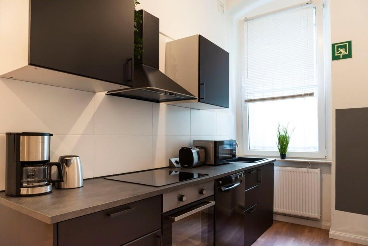 Modern 2 Bedroom Apartment In Berlin Schoeneberg Eksteriør bilde