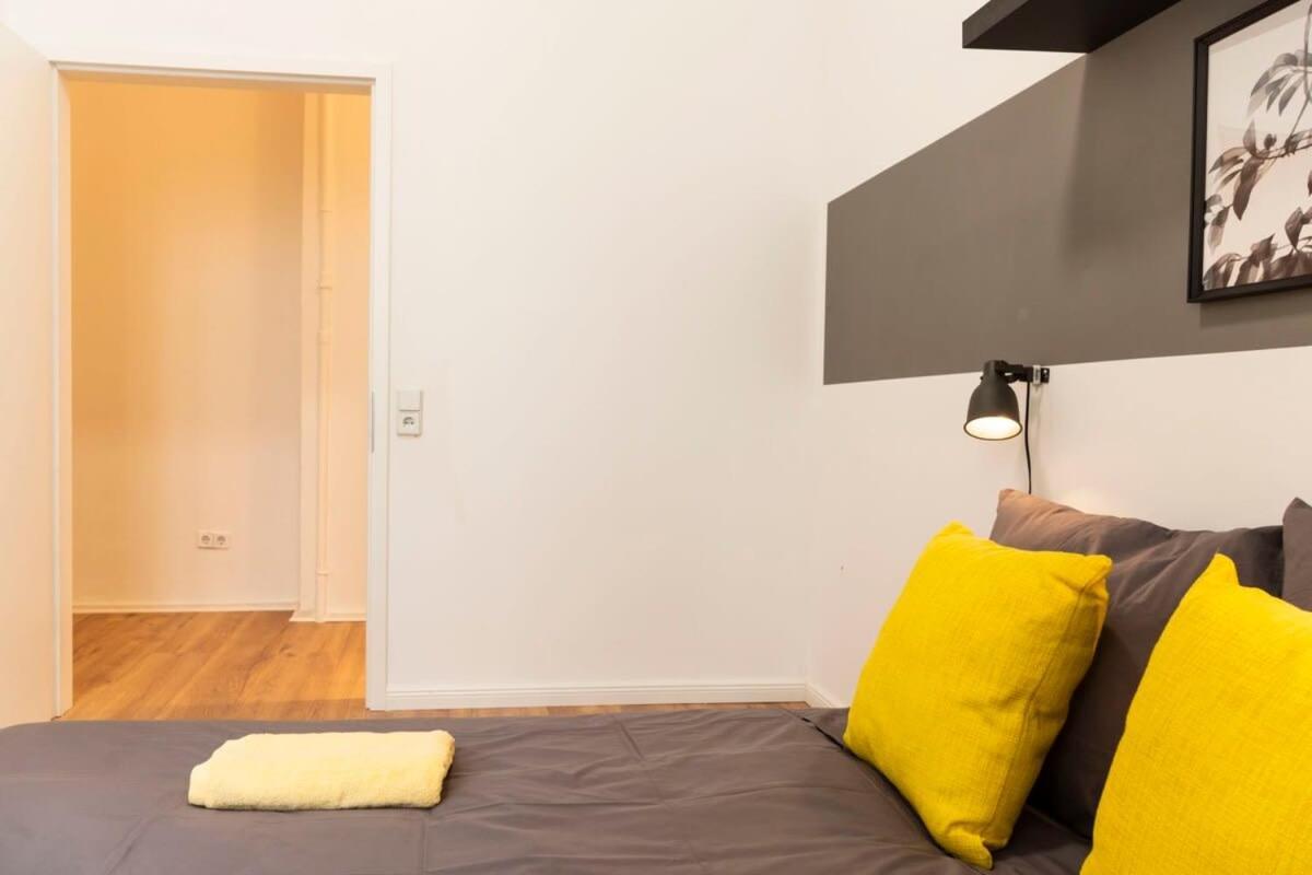 Modern 2 Bedroom Apartment In Berlin Schoeneberg Eksteriør bilde